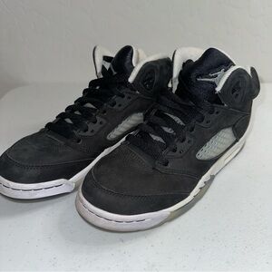 Jordan Air 12 Retro Varsity Black